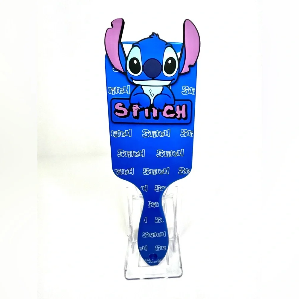 Stitch 3-D Hair Brush